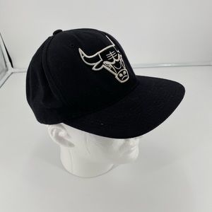 Chicago Bulls Hat Cap Snap Back Black NBA Basketball Mitchell Ness Mens